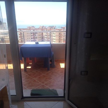 Lindita'S Seaview Appartment Vlore Luaran gambar